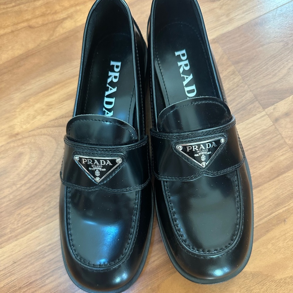 Prada Black Leather Loafers Classic Flats